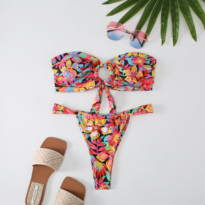 Damen Bandeau Bikini mit kreativem Raffungseffekt und verspieltem Design Echo Archiv