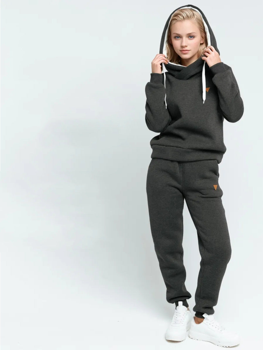 Damen Loungewear-Set mit Schalkragen-Hoodie und taillierter Jogginghose – Élanora