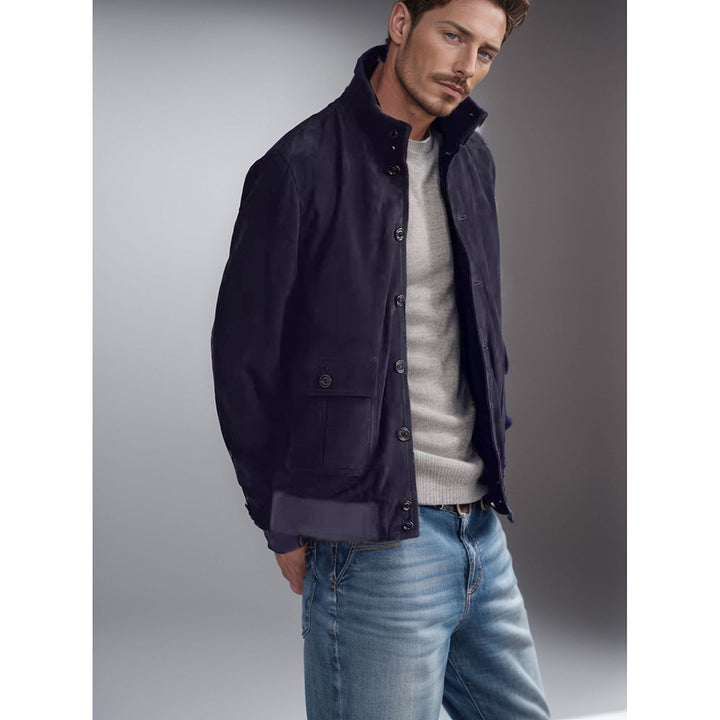 Herren modische Übergangsjacke mit hohen Kragen und aufgesetzten Taschen Echoarchiv