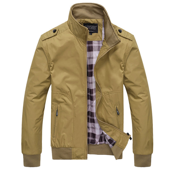 Herren Urbaner Zip‑Blouson mit Stehkragen, Reißverschlusstaschen und kariertem Innenfutter Echo Archiv
