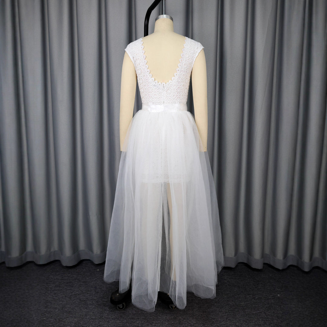 Damen Midi-Brautkleid mit verziertem Oberteil und transparentem Tüll Überrock Echo Archiv