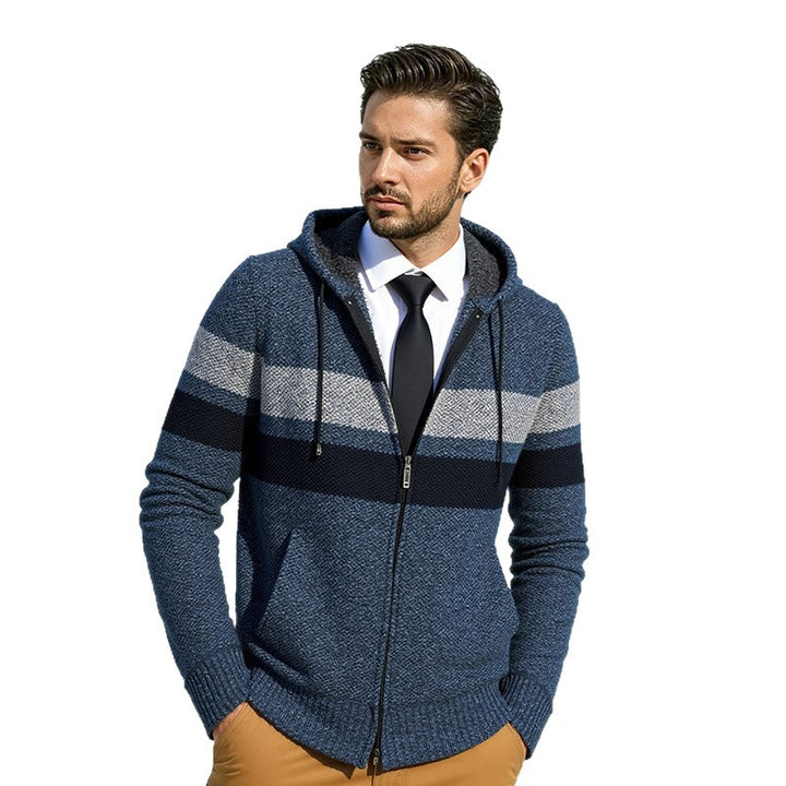 Herren modischer Strickhoodie mit kontrastierenden Zierstreifen und praktischen Taschen Echoarchiv
