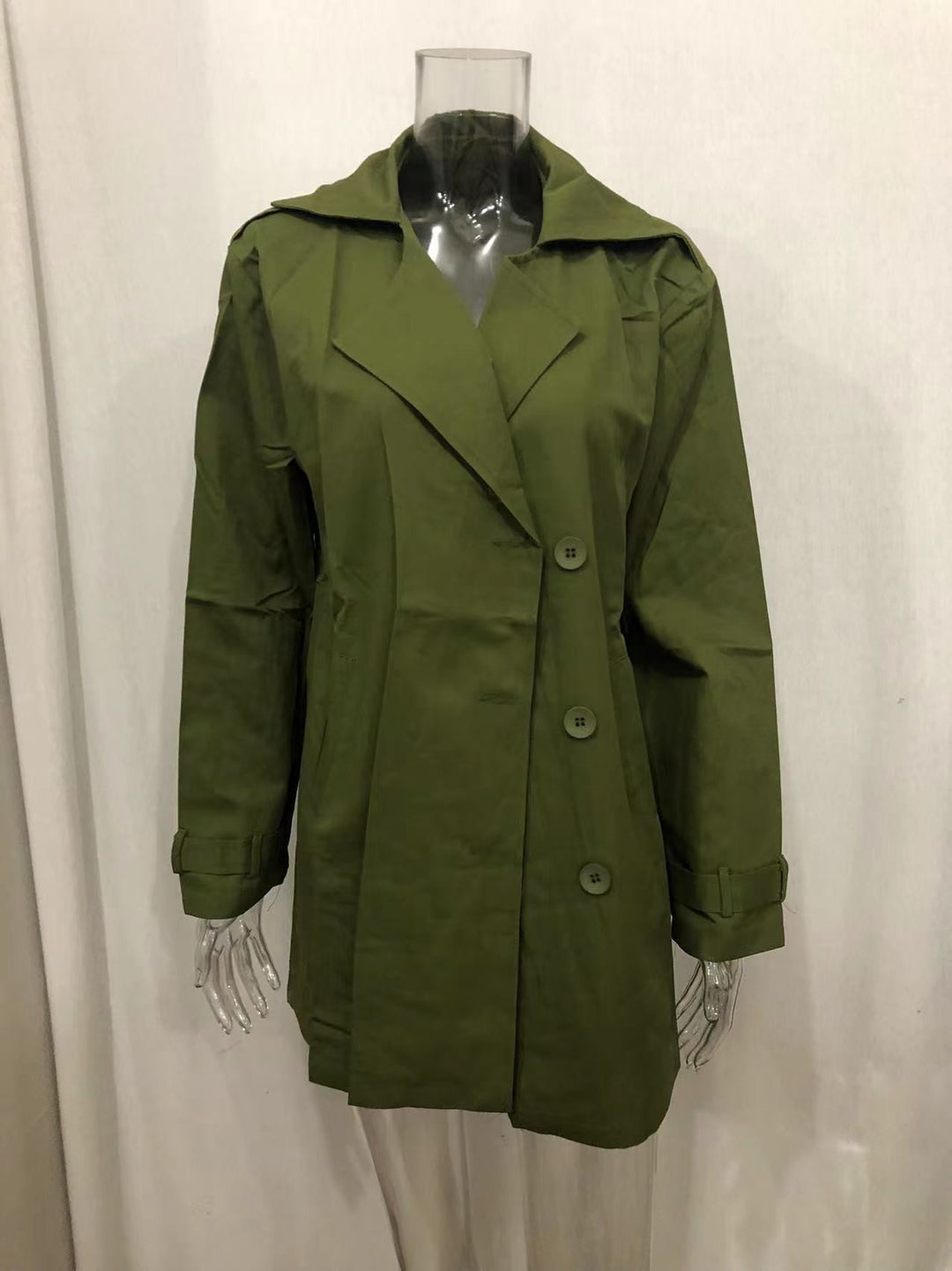 Herren nan leichter urbaner Trenchcoat mit zweireihiger Knopfleiste und lässiger Used-Optik Echo Archiv