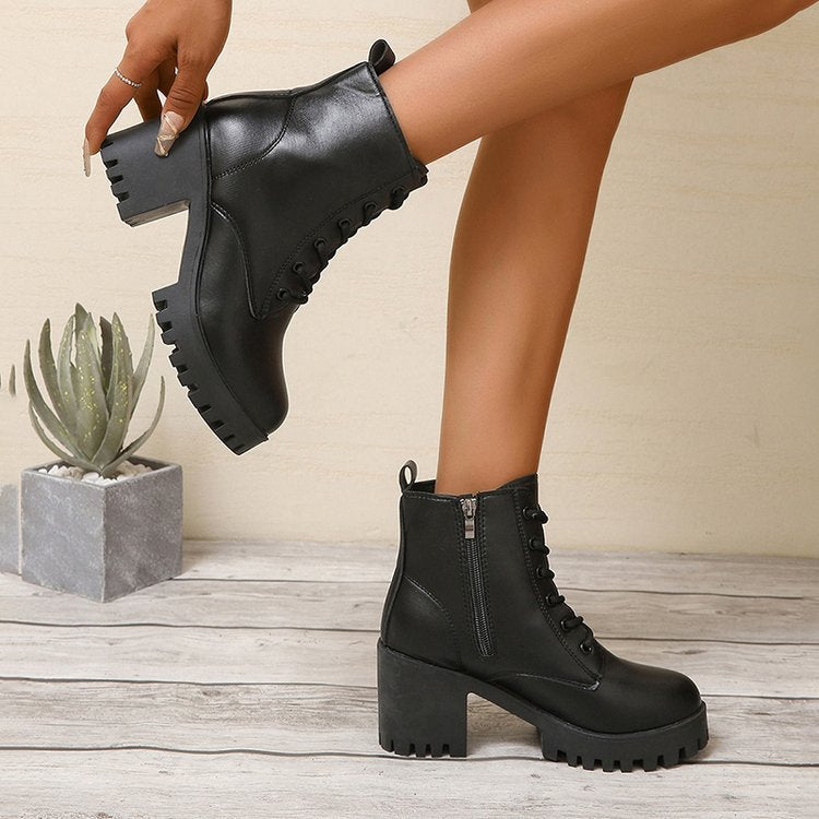 Damen High-Top Stiefeletten mit robustem Blockabsatz und Schnürung Echoarchiv