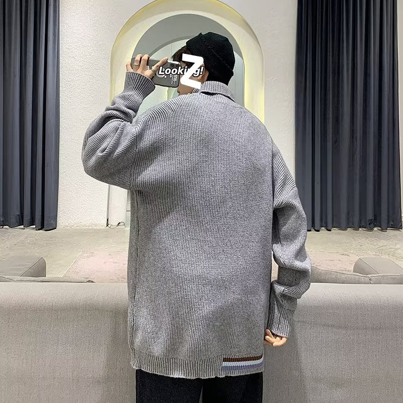 Herren Strickpullover mit hohem Kragen und modernen Rippendetails Echoarchiv