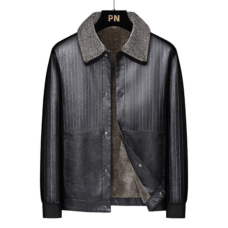 Herren Kunstleder-Blouson mit Sherpa-Kragen, wärmendem Teddyfutter und Nadelstreifen-Detail Echoarchiv