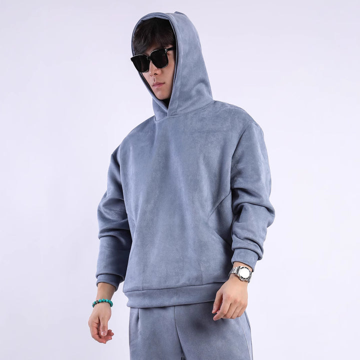 Herren Kapuzensweatshirt aus weichem Fleece-Material mit innovativen Details Echoarchiv