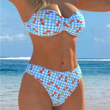 Damen Bandeau-Bikini mit verspieltem Karomuster und fruchtigem Print Echo Archiv