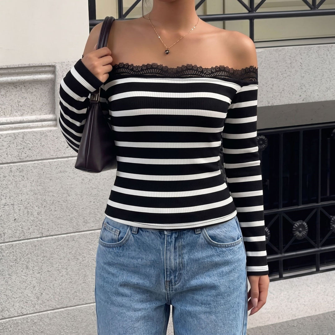 Damen Off-Shoulder Streifenoberteil mit Spitzenrand Echo Archiv