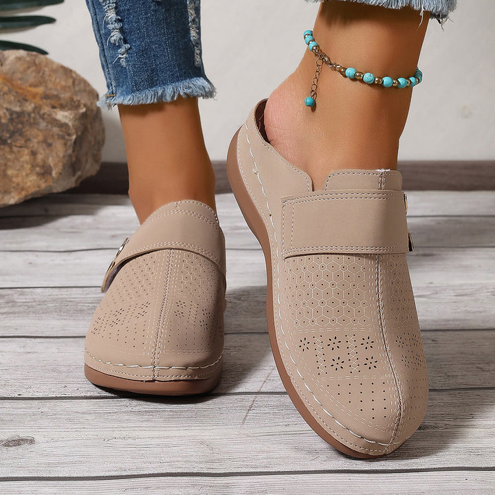 Damen Perforierte Komfort-Clogs mit Orthopädischer Einlegesohle Echo Archiv