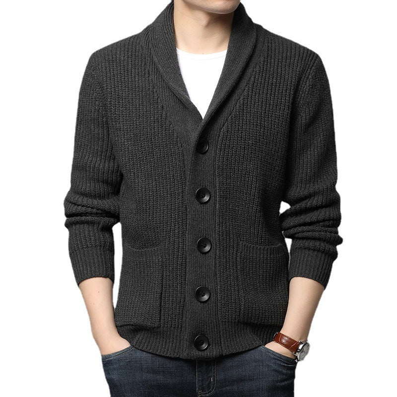 Herren Grobstrick-Cardigan mit Schalkragen, aufgesetzten Taschen und Knopfleiste Echo Archiv