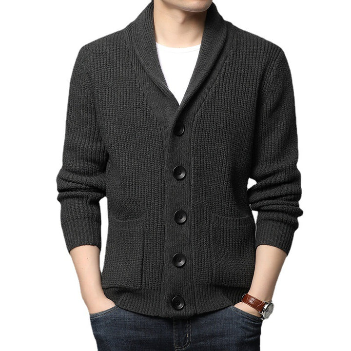 Herren Grobstrick-Cardigan mit Schalkragen, aufgesetzten Taschen und Knopfleiste Echo Archiv