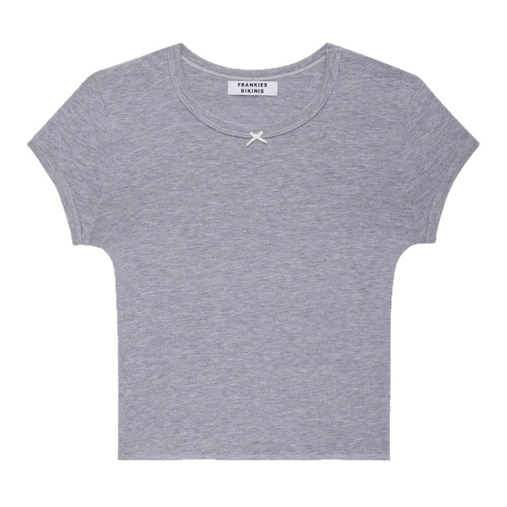 Damen eng anliegendes Basic T-Shirt mit elegantem Ausschnitt Echo Archiv