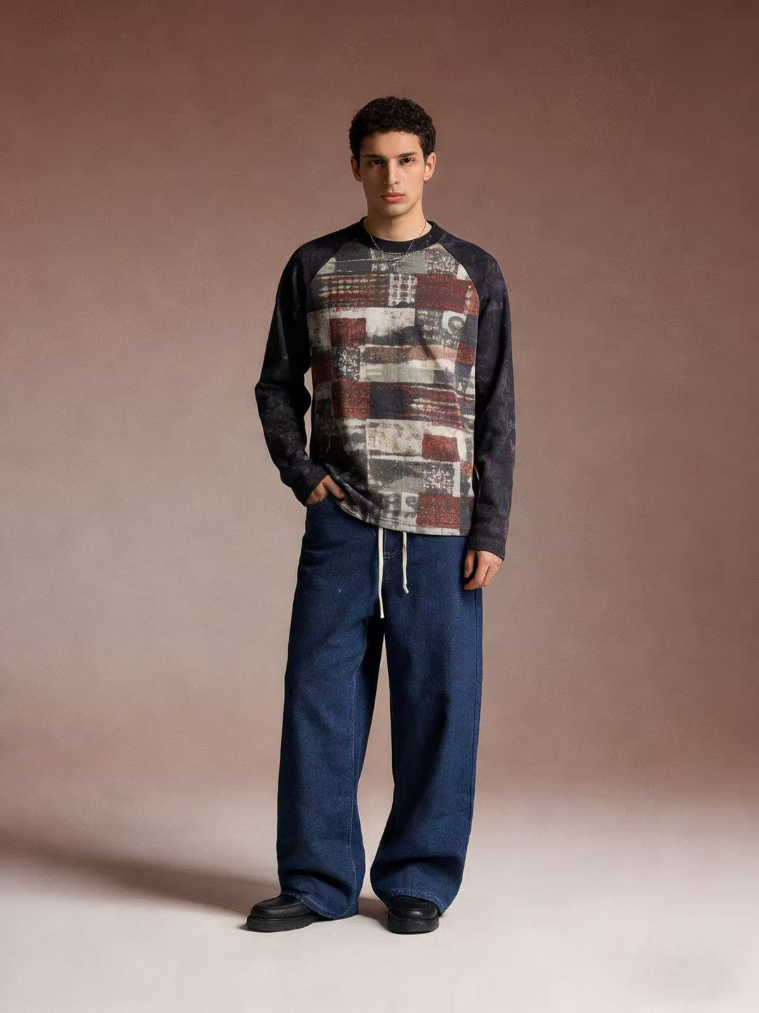 Herren lässiges Sweatshirt mit grafischem Print und Raglanärmeln Echo Archiv