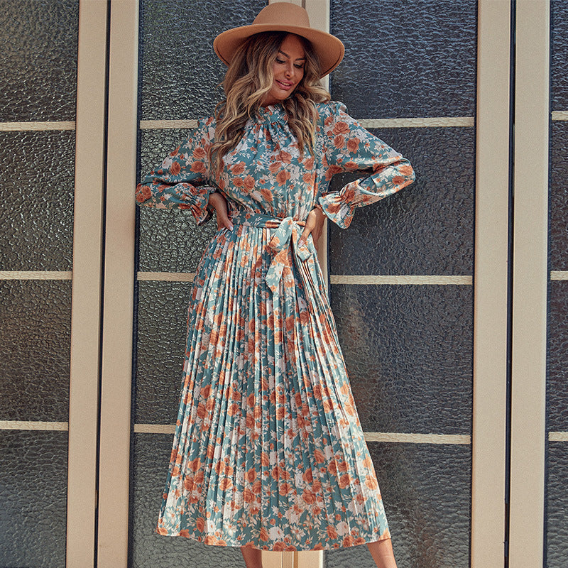Damen Plissiertes Maxikleid mit Blumenprint, Stehkragen und Taillenband – Valéora
