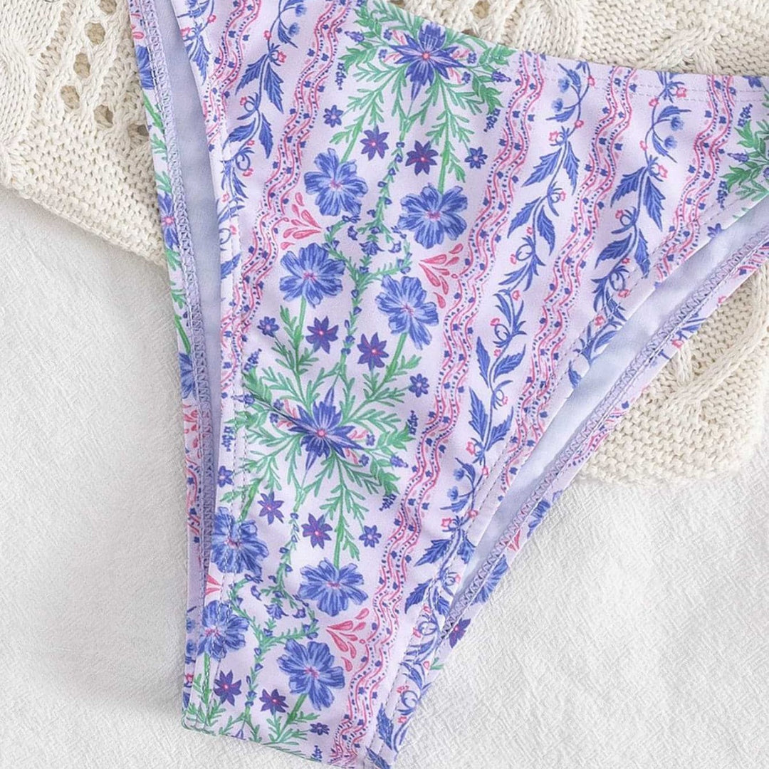 Damen Bandeau-Bikini mit floralem Design und verspielten Rüschen Echo Archiv
