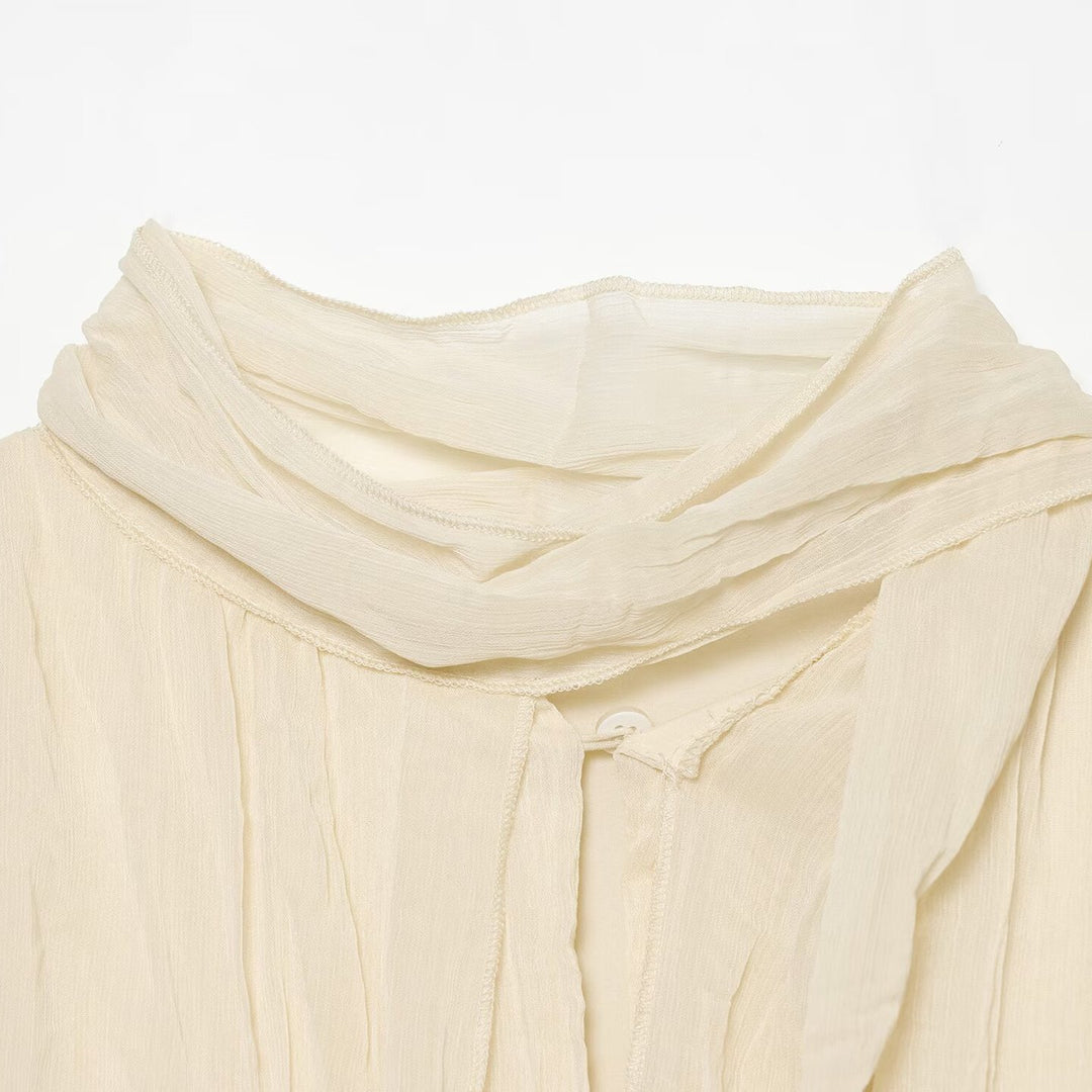 Damen Geraffte Crinkle-Bluse mit Schlauchkragen, Ballonärmeln und gedrehtem Saum Echo Archiv