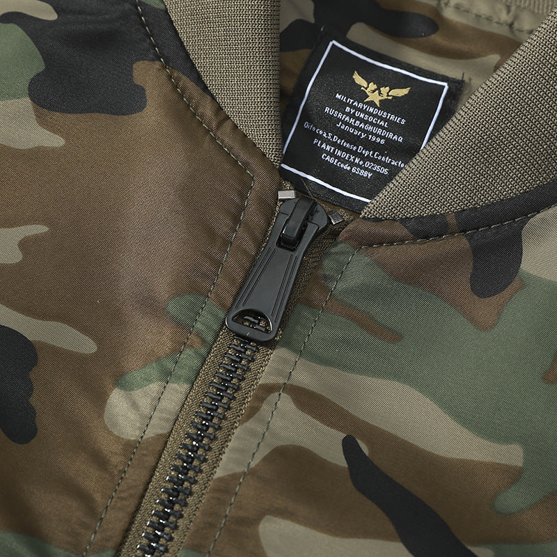 Herren Piloten-Bomberjacke im Camouflage-Design mit Ärmel-Reißverschlusstasche und Sicherheitsband Echo Archiv