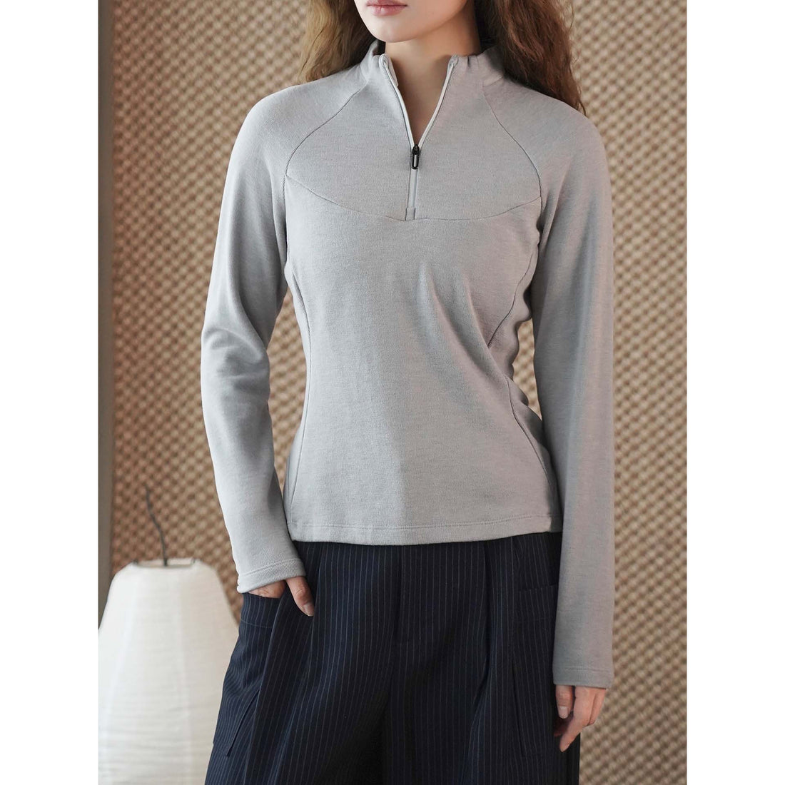 Damen Langarm-Thermo-Shirt mit kurzem Reißverschluss und taillierter Silhouette Echoarchiv