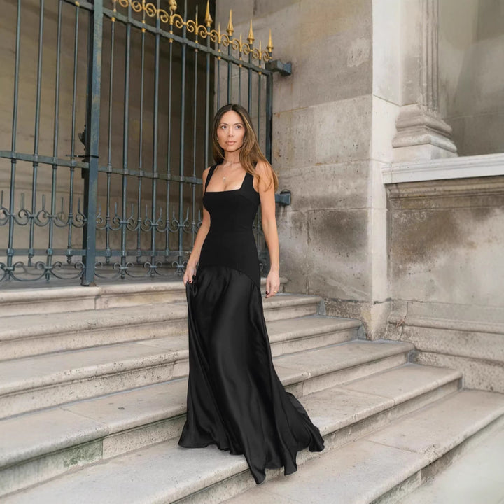 Damen Elegantes Maxikleid mit taillierter Passform und fließendem Rock Echo Archiv