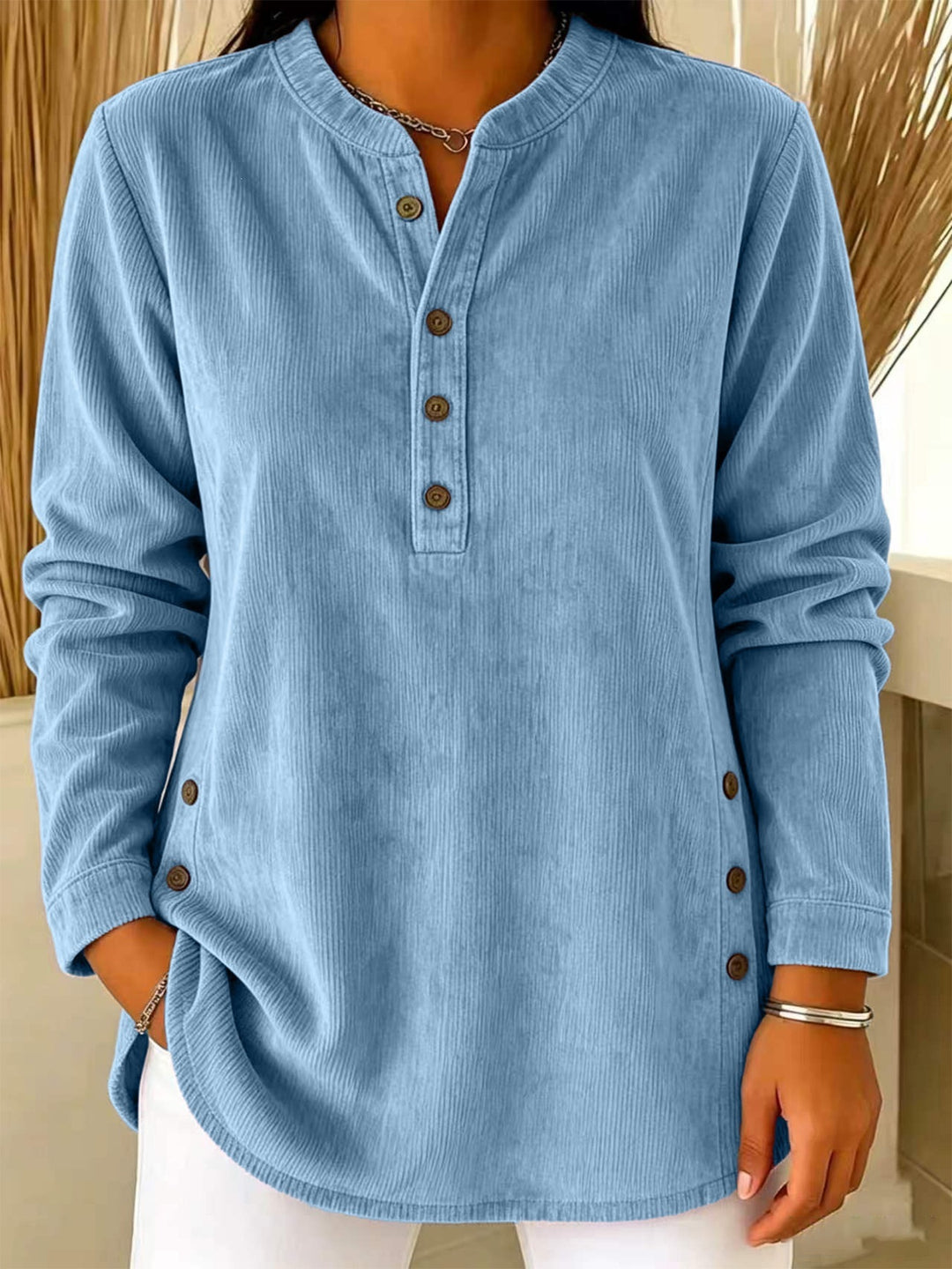 Damen Lässige Cordoptik‑Tunika mit Henley‑Kragen und Seitenknöpfen – Avérine