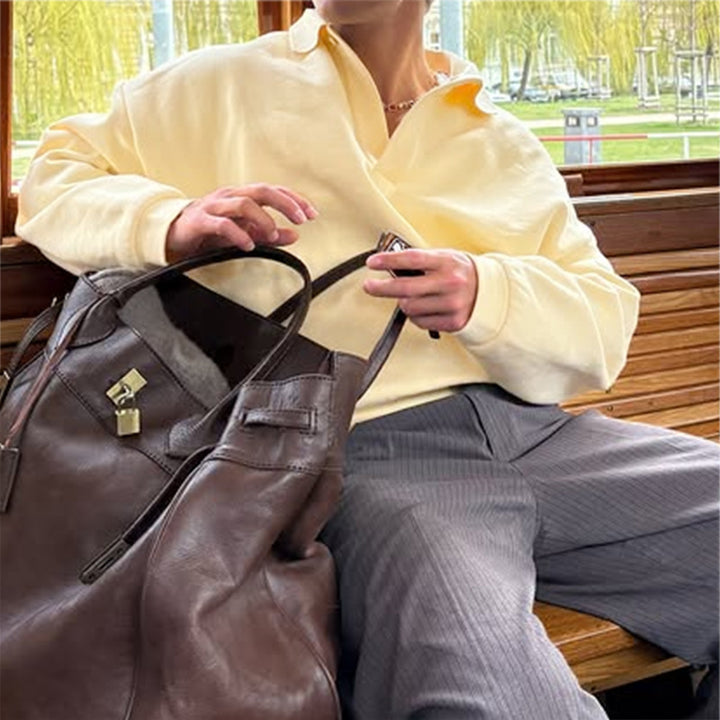 Herren lässiger V-Ausschnitt Pullover aus softem Material Echoarchiv