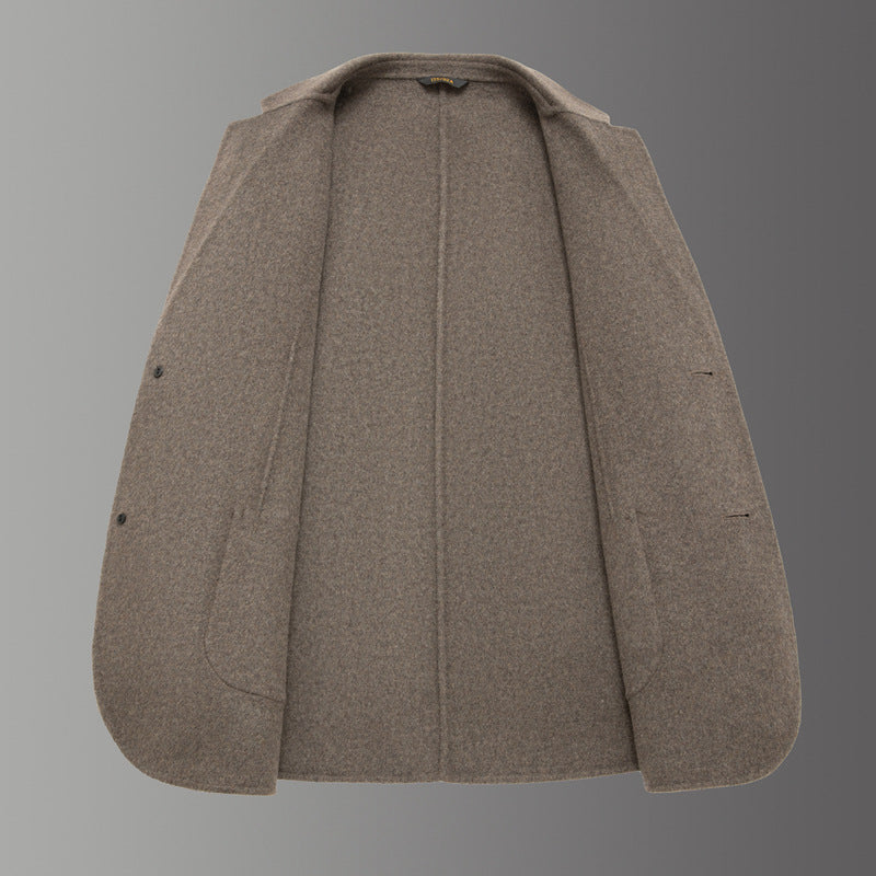 Herren eleganter Wollblazer mit klassischem Schnitt und tiefen Taschen Echoarchiv
