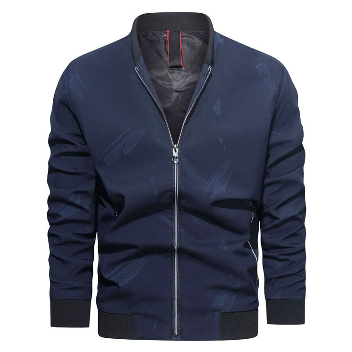 Herren Slim Bomberjacke aus technischem Baumwollmix mit kontrastierenden Reißverschlusstaschen und elastischem Rippkragen Echo Archiv