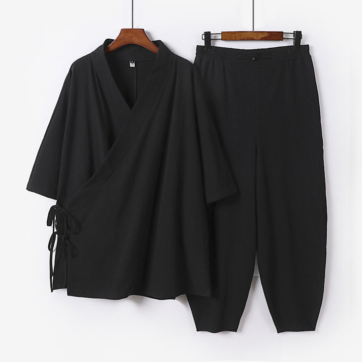 Unisex Leichtes Wickel-Lounge-Set im Kimono-Stil mit seitlichen Bindebändern und elastischer konisch zulaufender Hose Echoarchiv