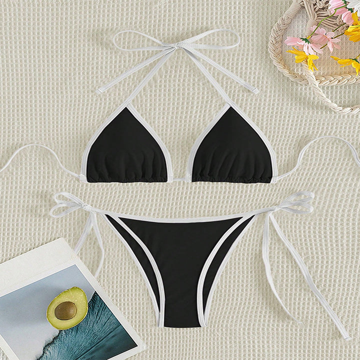 Damen Bikiniset mit raffiniertem Schnitt Echo Archiv