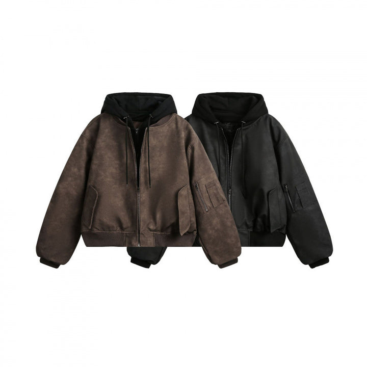 [Herren] Kurz geschnittene Bomberjacke im Vintage‑Velourslook mit integrierter Kapuze, funktionaler Ärmeltasche und gerippten Bündchen Echo Archiv