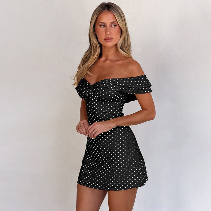 Damen Verspieltes Polka-Dot Cocktailkleid mit Schulterfreiem Design und Rüschendetails Echo Archiv