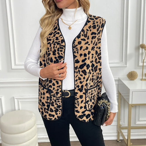 Damen Gefütterte Teddy‑Weste mit Leopardenmuster und aufgesetzten Taschen – Célinea