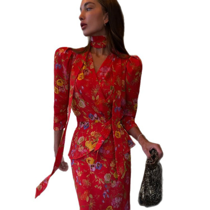 Damen Wickel-Maxikleid mit floralem Print, Puffärmeln und Schalkragen Echoarchiv