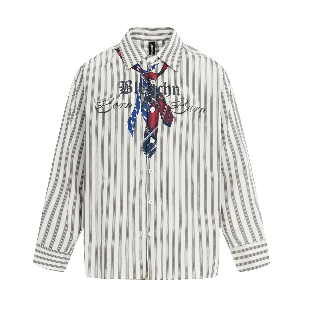 Damen Oversize-Hemd mit Längsstreifen, Krawatten-Print und Vintage-Schriftzug Echoarchiv