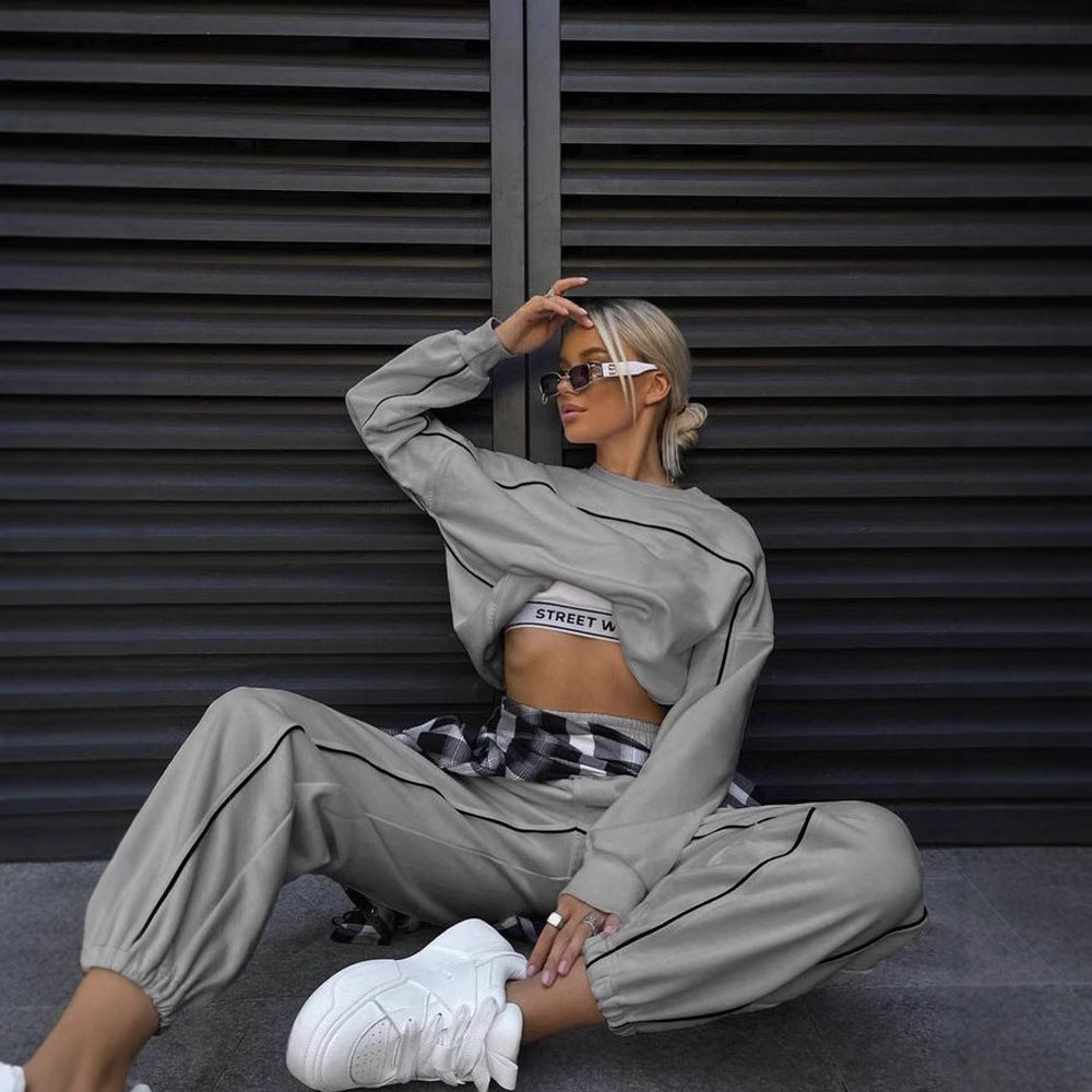 Damen nan kurzes Crop-Sweatshirt und lässige Jogginghose mit kontrastierenden Paspeln Echo Archiv