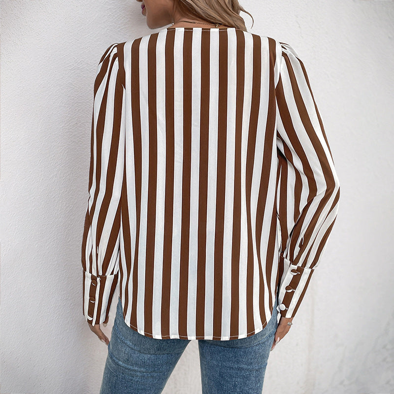 Damen Elegante gestreifte Bluse mit Knopfdetails Echo Archiv