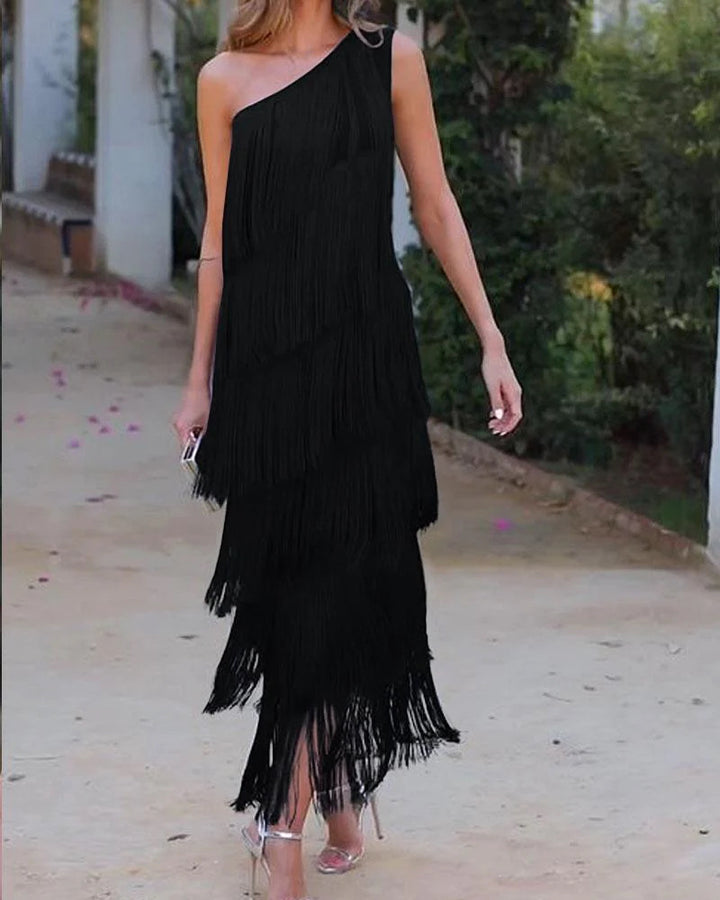 Damen Fransen Maxikleid mit asymmetrischem Schnitt und elegantem Detail Echo Archiv