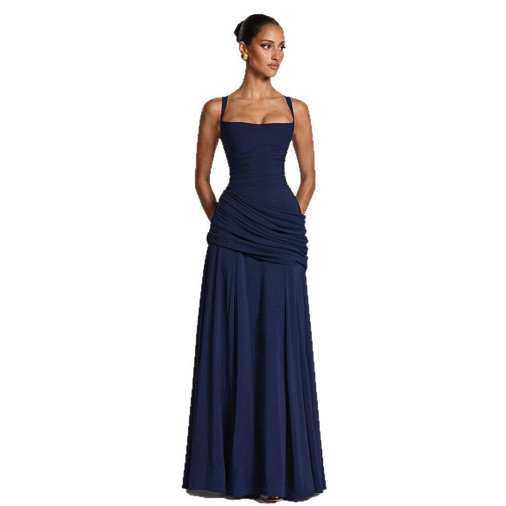 Damen Elegantes Maxikleid mit tailliertem Design und zarten Raffungselementen Echo Archiv