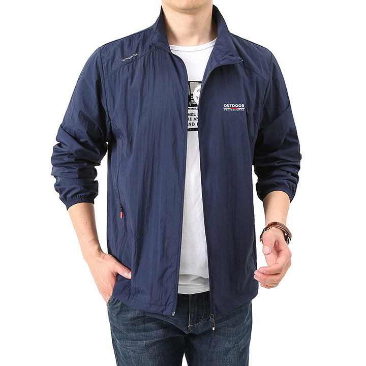 Herren Leichte Outdoorjacke mit verstellbarem Kragen Echo Archiv