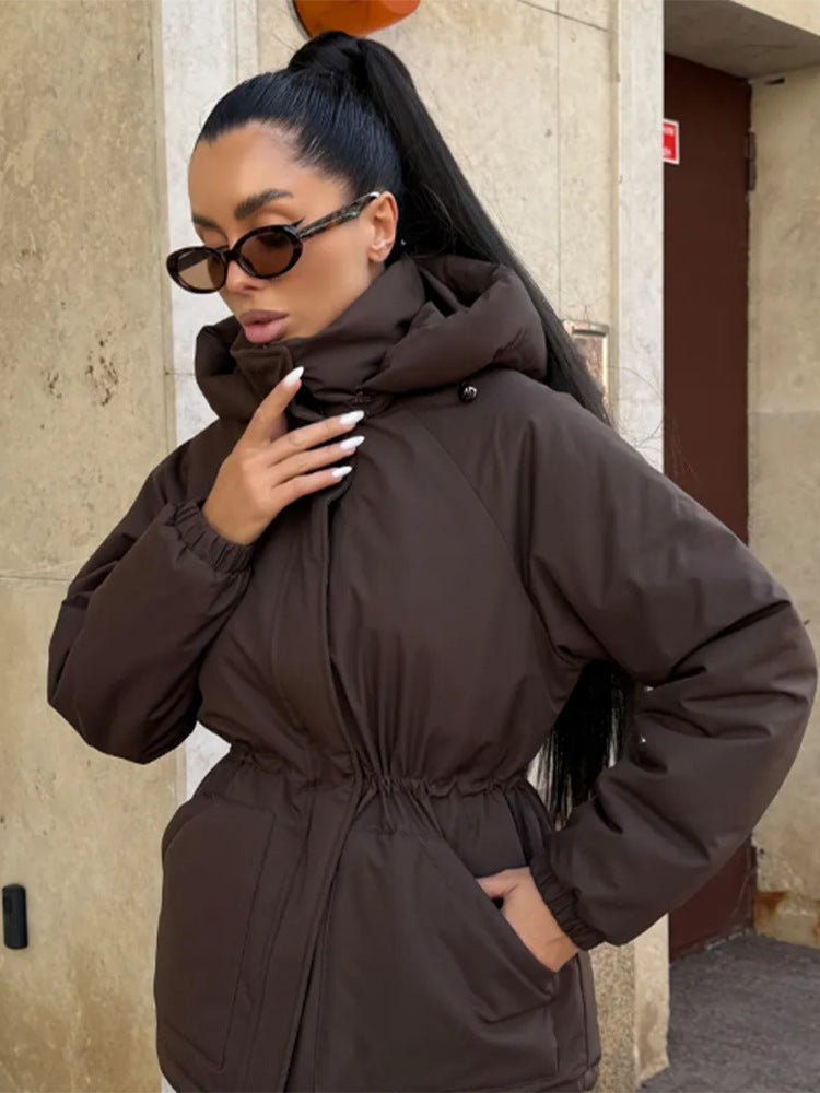 Damen Steppparka mit hohem Kragen, tailliertem Kordelzug und Kapuze Echoarchiv