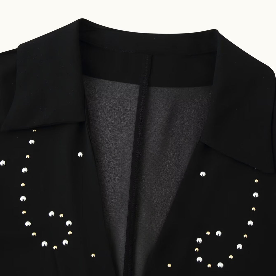 Damen Chiffon-Bluse mit Paillettenbesatz, tiefem V‑Ausschnitt und dekorativen Bindebändern Echoarchiv