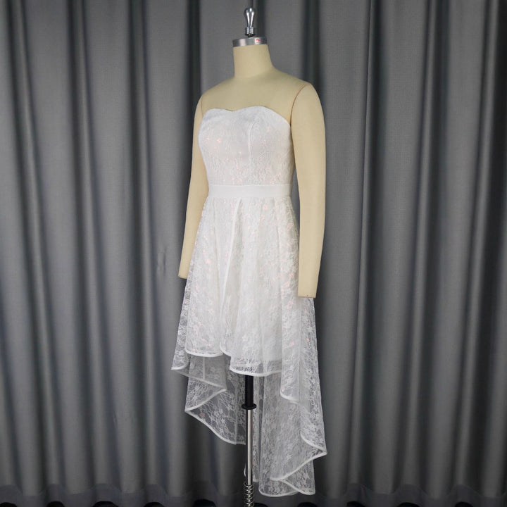 Damen Elegantes Hochzeitskleid mit asymmetrischem Saum Echo Archiv