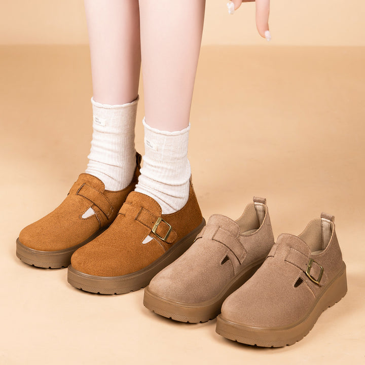 Damen nan Plateau-Mary-Jane Slipper mit Velourslederoberfläche und verstellbarer Metallschnalle Echo Archiv