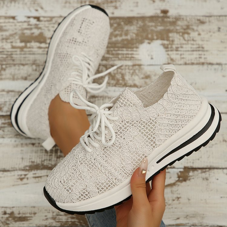 Damen  gestrickte Slip-On Plateau-Sneaker mit atmungsaktivem Obermaterial und gepolstertem Komfortfußbett Echo Archiv