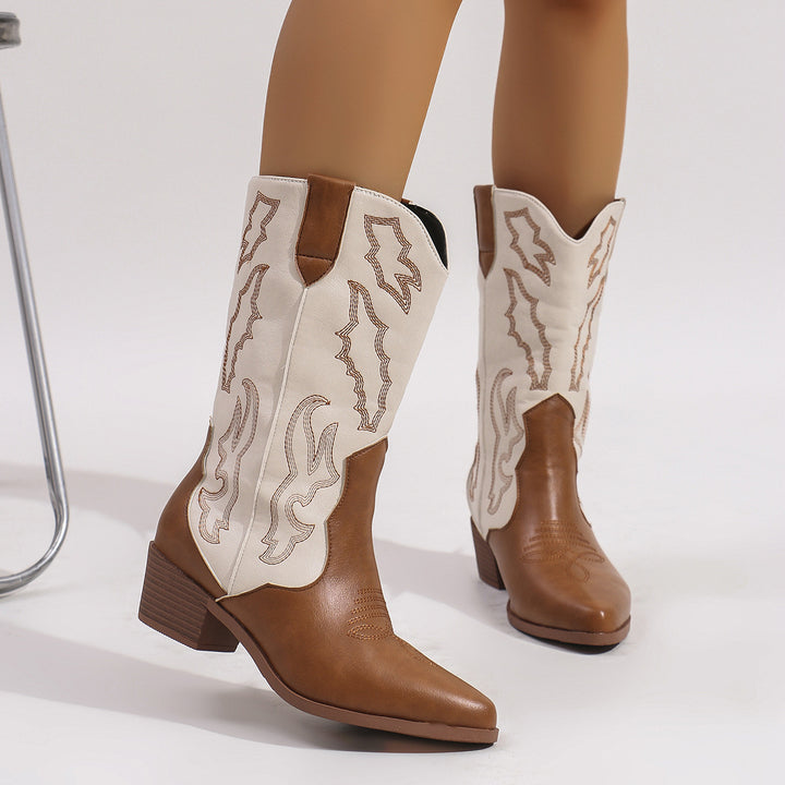 Damen nan Cowboystiefel im Westernstil mit mittelhohem Blockabsatz spitzer Zehenkappe und dekorativer Stickerei Echo Archiv