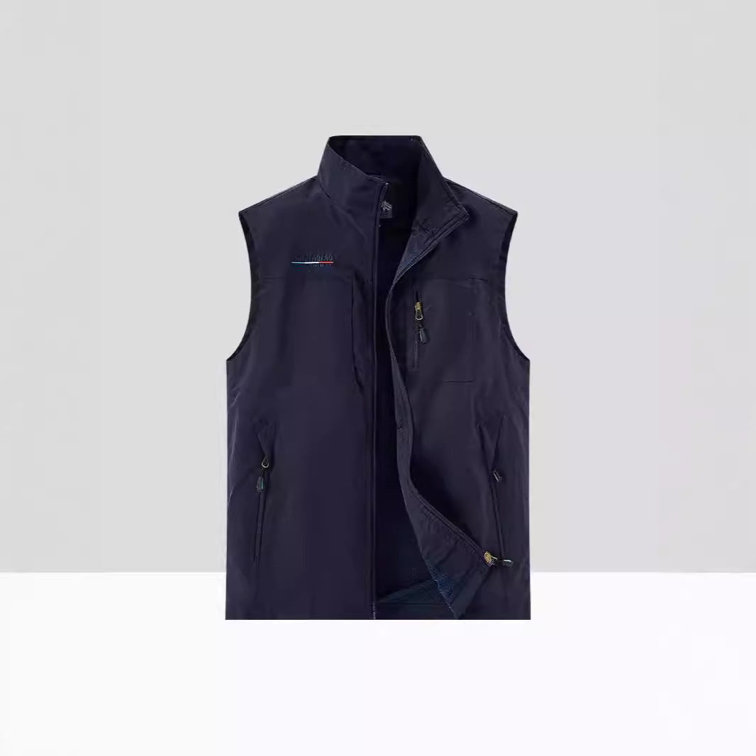Herren Leichte multifunktionale Outdoor-Utility‑Weste mit Mesh‑Futter und mehreren Reißverschlusstaschen Echoarchiv
