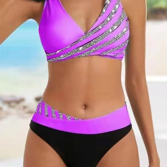 Damen Sportlicher Bikini mit modischem Wickeloberteil Echo Archiv