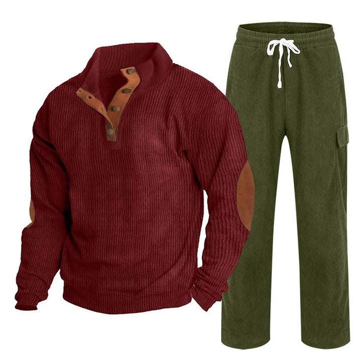 Herren nan strukturiertes Feinstrick-Halbknopf-Pullover und Feincord-Cargo-Zweiteiler Echo Archiv