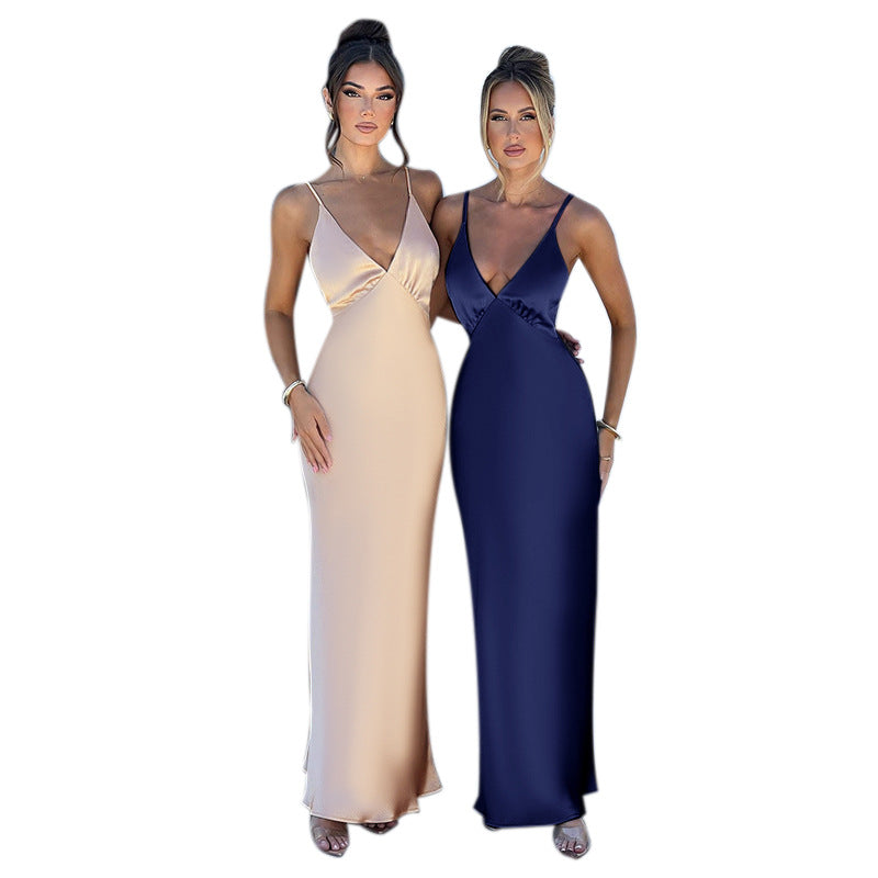 Damen Maxikleid mit elegantem V-Ausschnitt und feinen Spaghettiträgern Echo Archiv